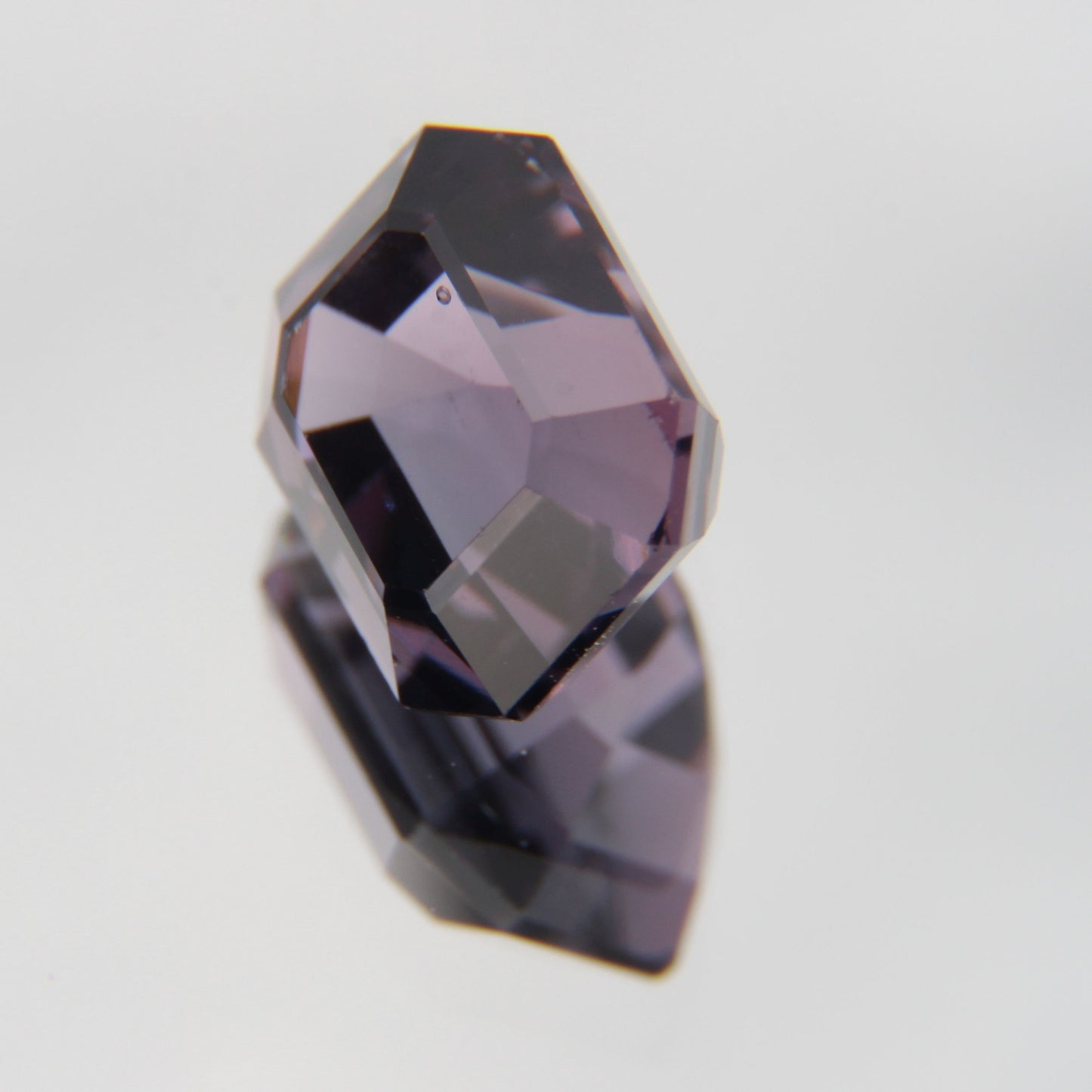Purpur Spinell 1.49 ct