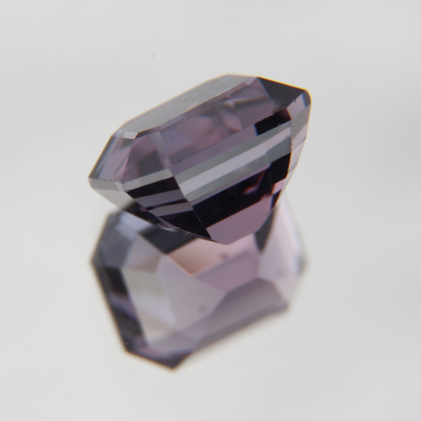 Purpur Spinell 1.49 ct