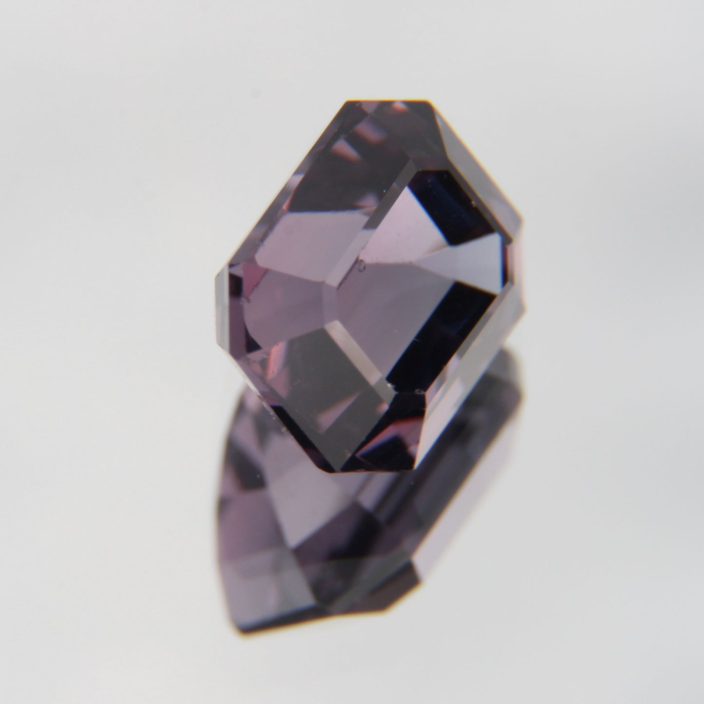 Purpur Spinell 1.49 ct