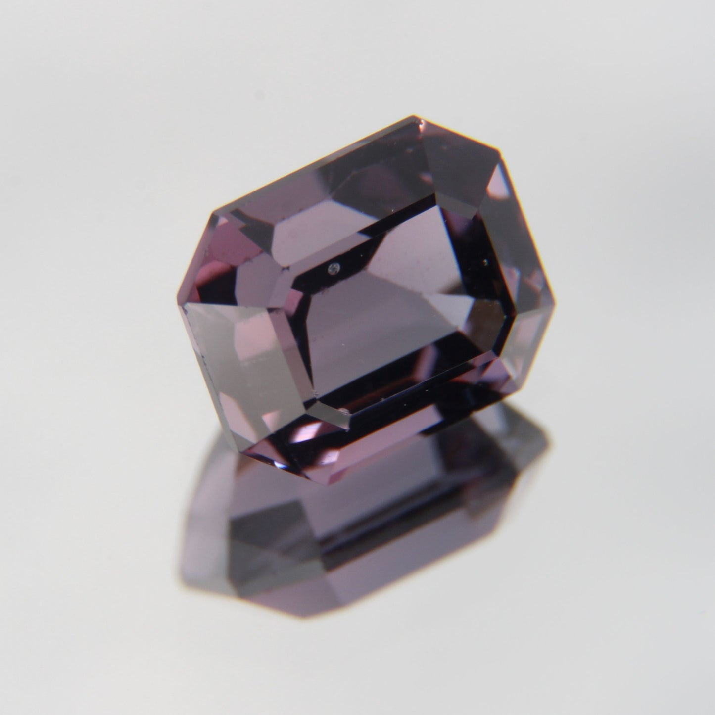 Purpur Spinell 1.49 ct