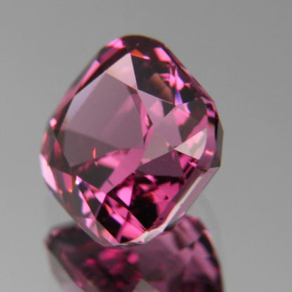 Rhodolith 1.84ct
