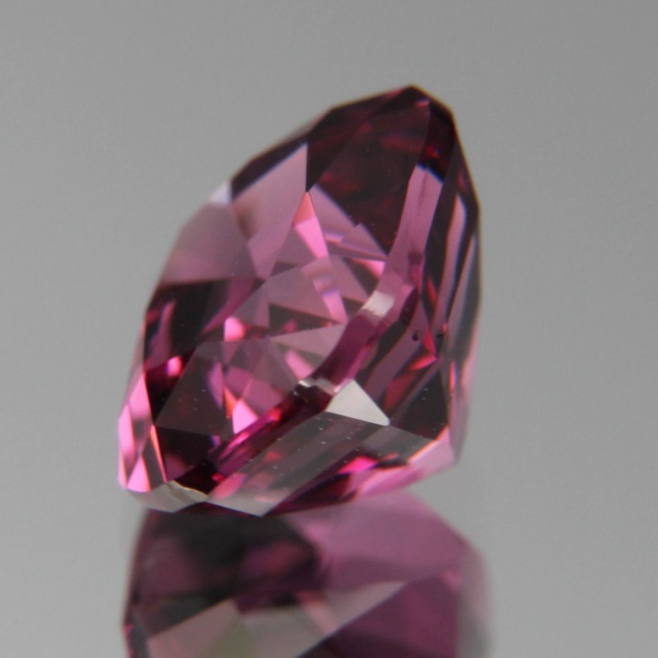 Rhodolith 1.84ct