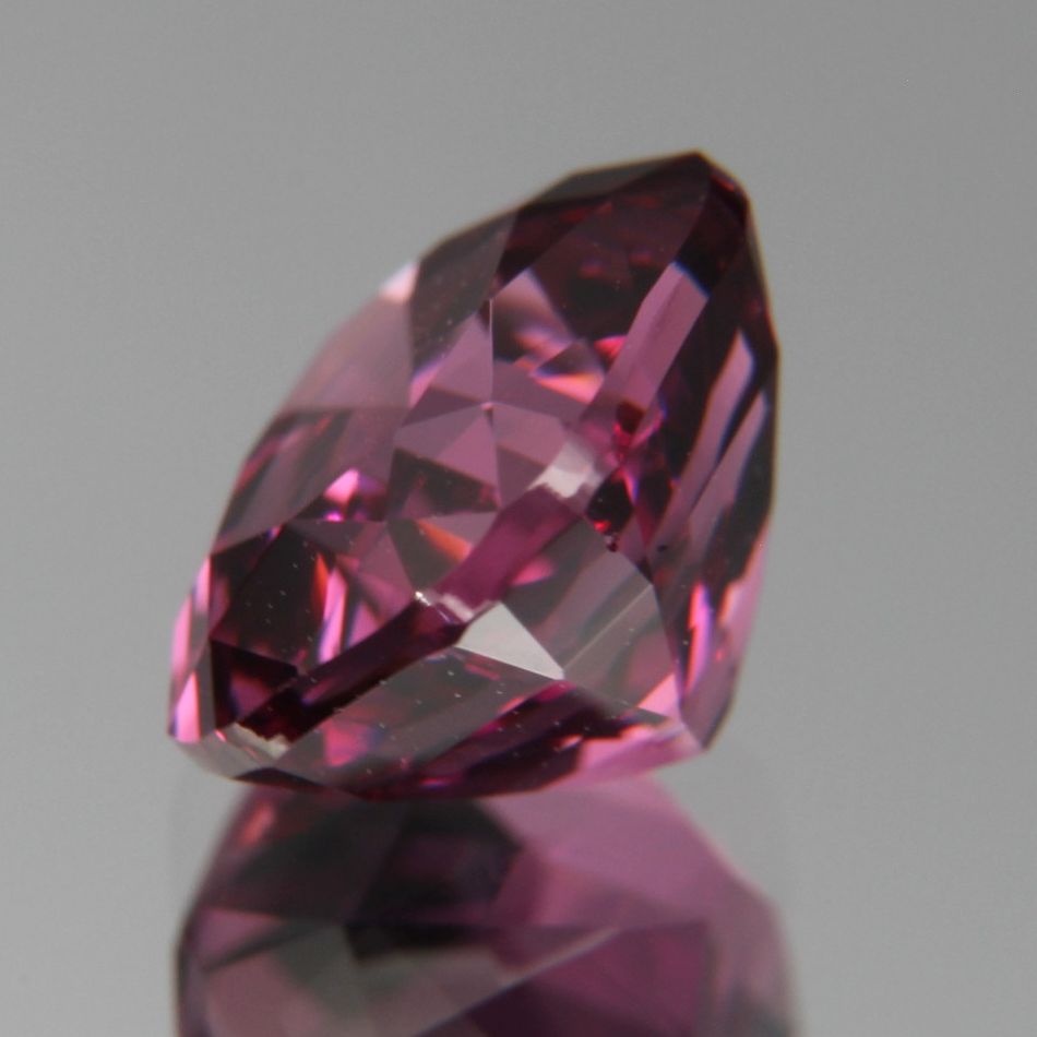 Rhodolith 1.84ct