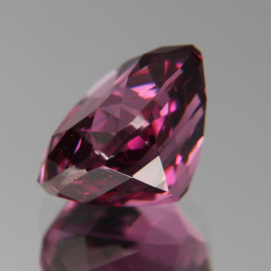 Rhodolith 1.84ct