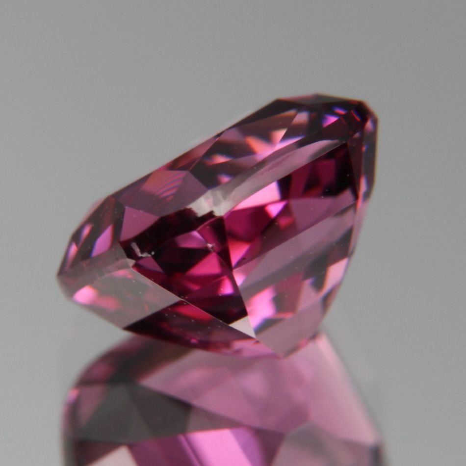 Rhodolith 1.84ct