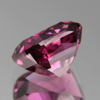 Rhodolith 1.84ct