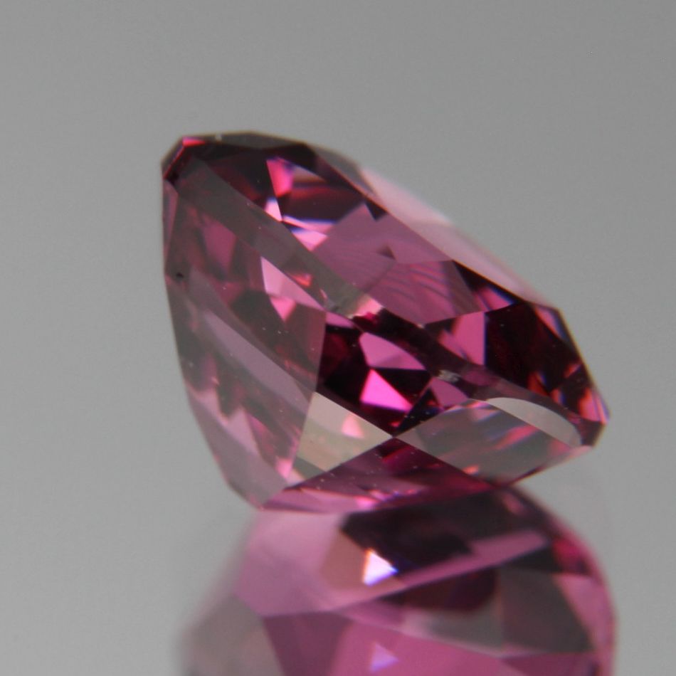 Rhodolith 1.84ct