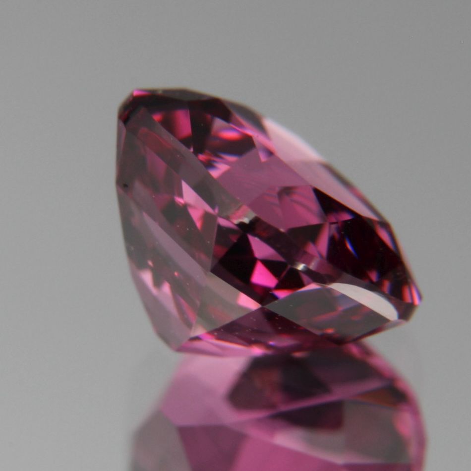 Rhodolith 1.84ct