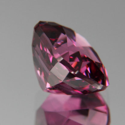 Rhodolith 1.84ct