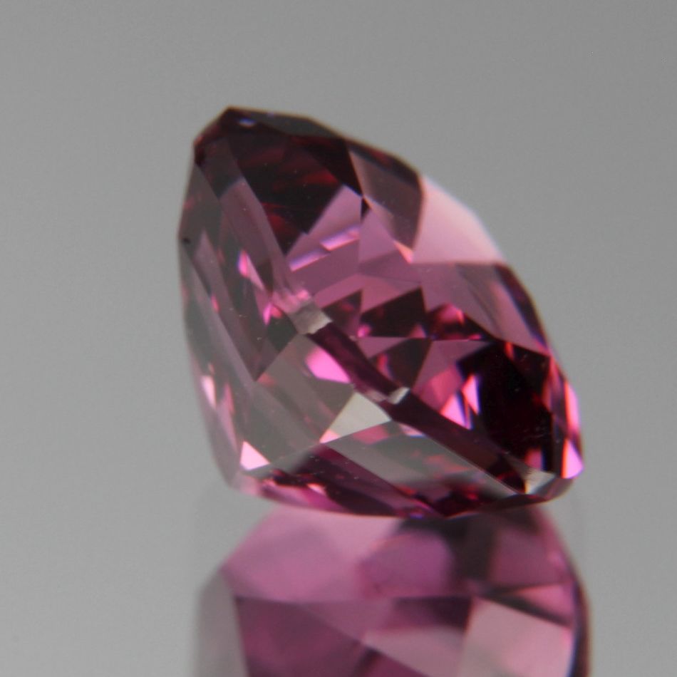 Rhodolith 1.84ct