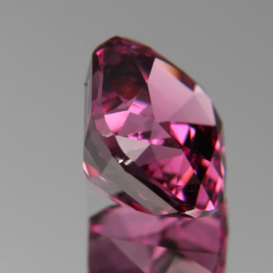 Rhodolith 1.84ct