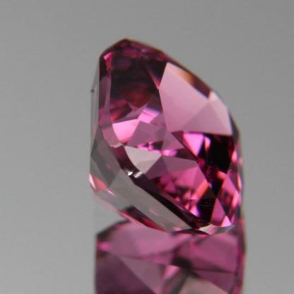 Rhodolith 1.84ct