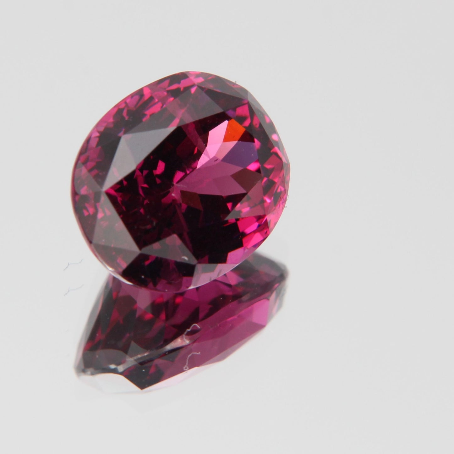 Rhodolith 7.35ct
