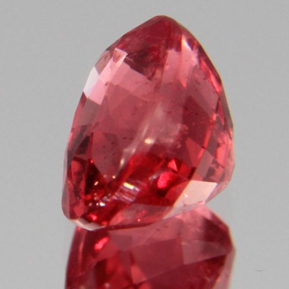 Rot-Oranger Spinell 1.20 ct