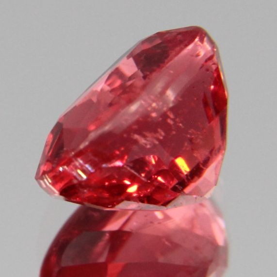 Rot-Oranger Spinell 1.20 ct