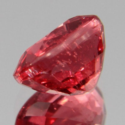 Rot-Oranger Spinell 1.20 ct