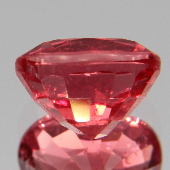 Rot-Oranger Spinell 1.20 ct