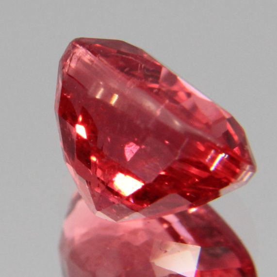 Rot-Oranger Spinell 1.20 ct