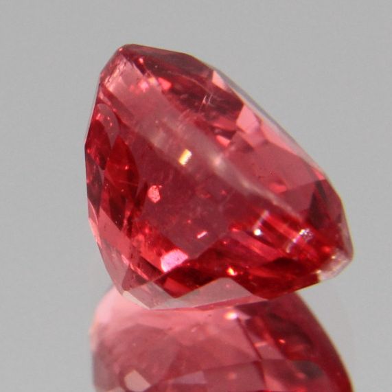 Rot-Oranger Spinell 1.20 ct