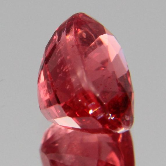 Rot-Oranger Spinell 1.20 ct