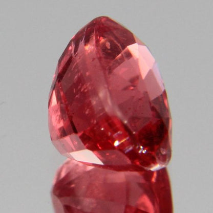 Rot-Oranger Spinell 1.20 ct