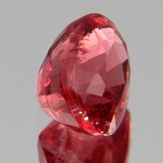 Rot-Oranger Spinell 1.20 ct