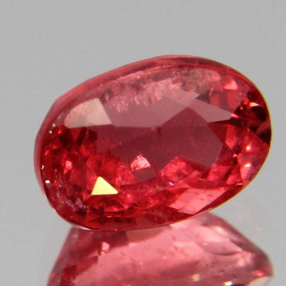Rot-Oranger Spinell 1.20 ct