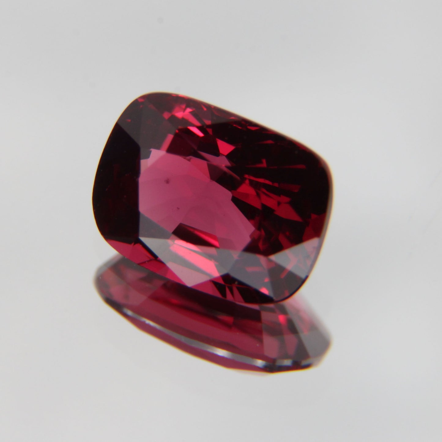 roter Spinel 1.07 ct