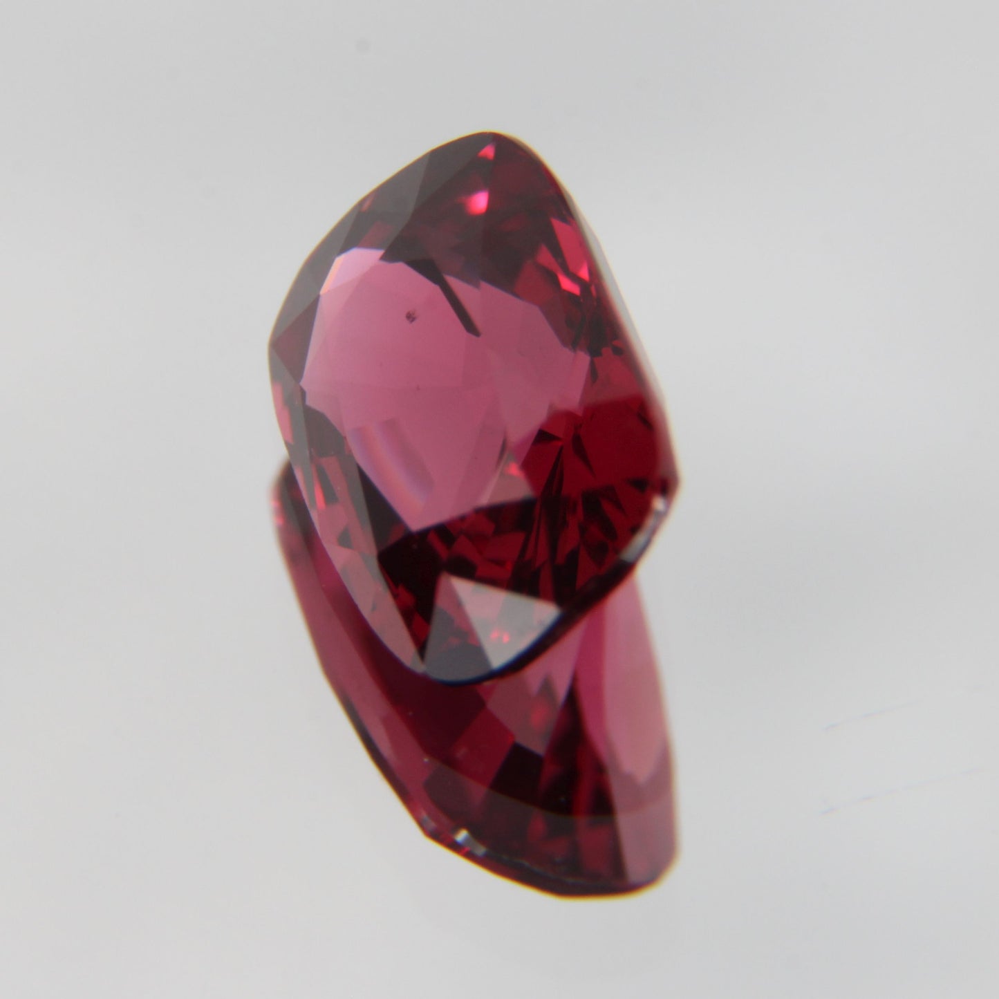 roter Spinel 1.07 ct