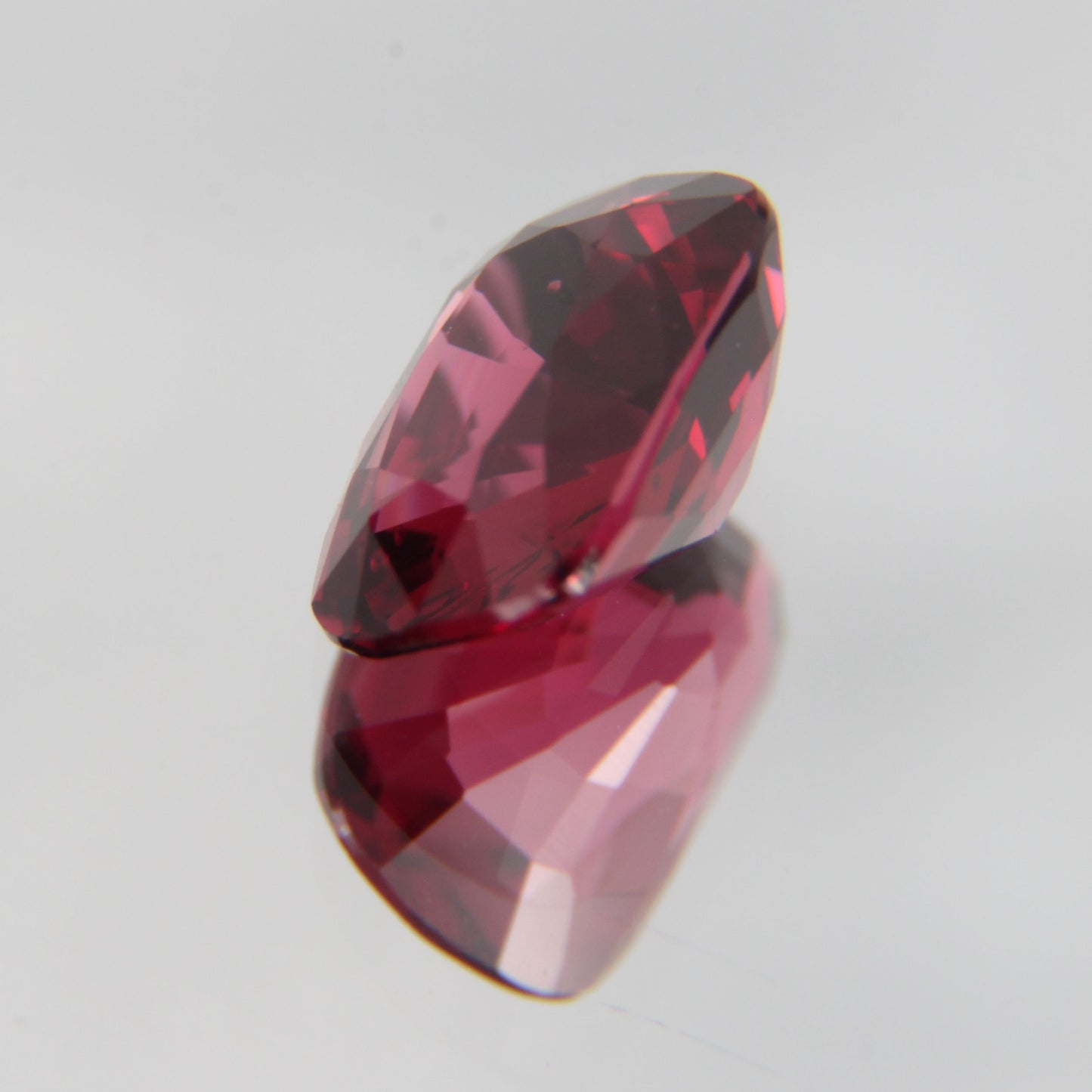 roter Spinel 1.07 ct