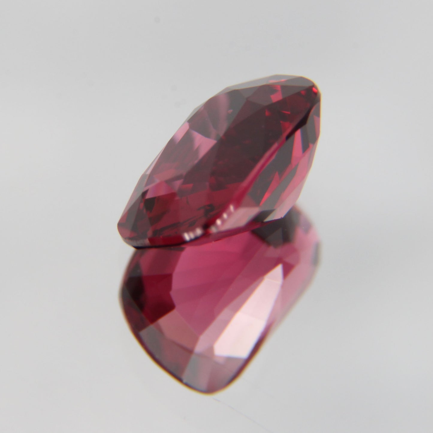 roter Spinel 1.07 ct