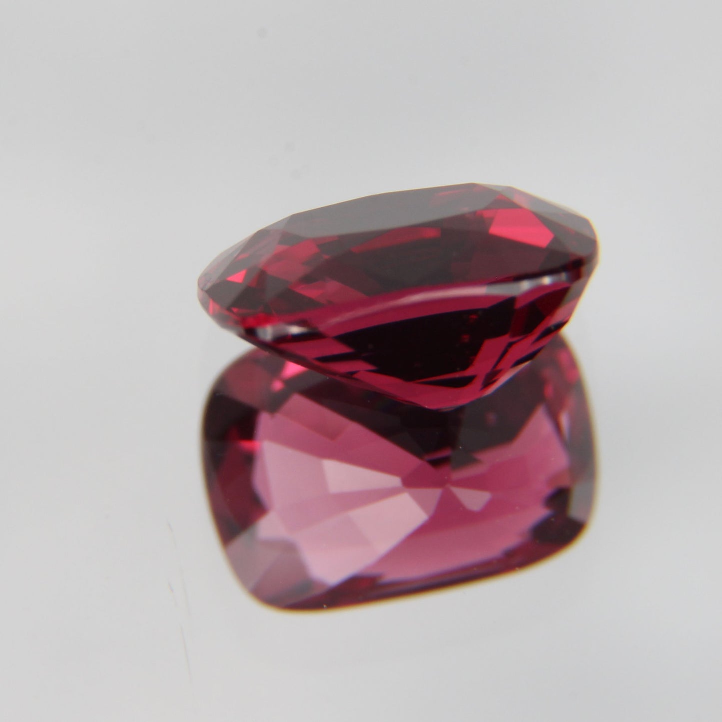roter Spinel 1.07 ct