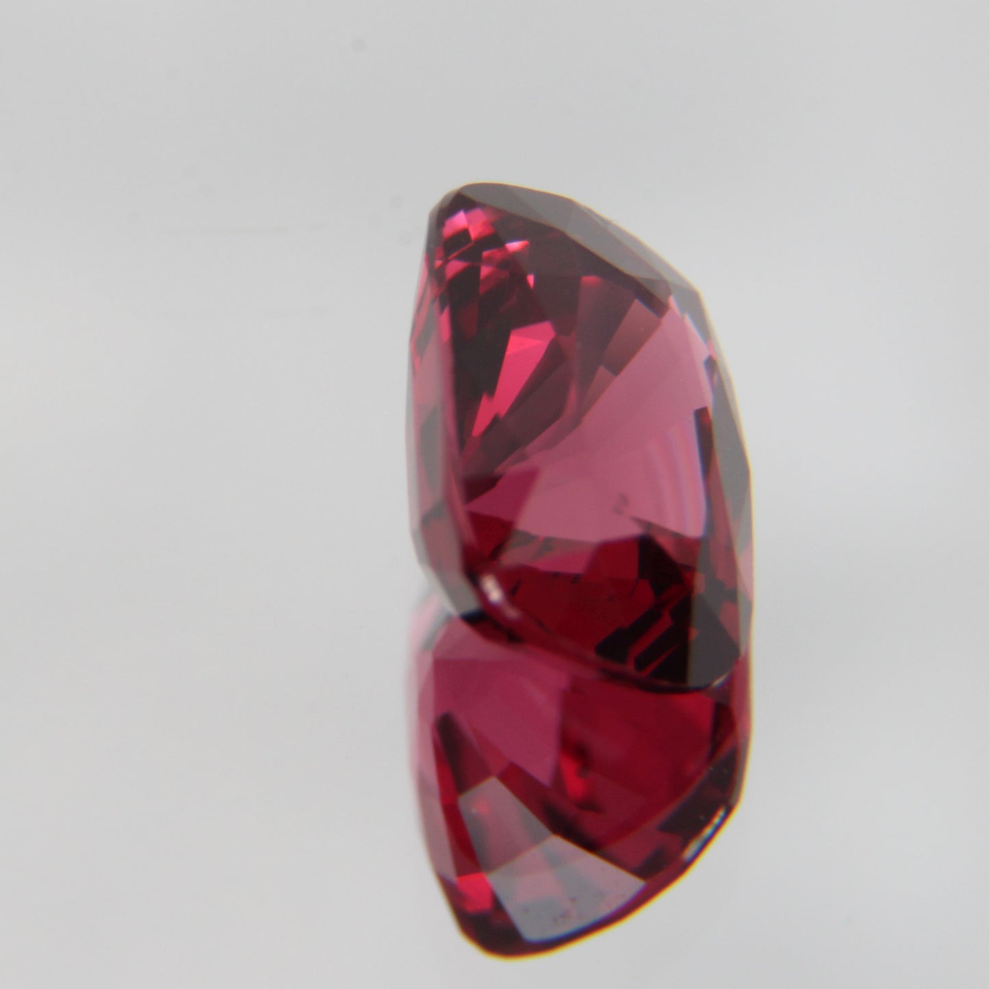 roter Spinel 1.07 ct