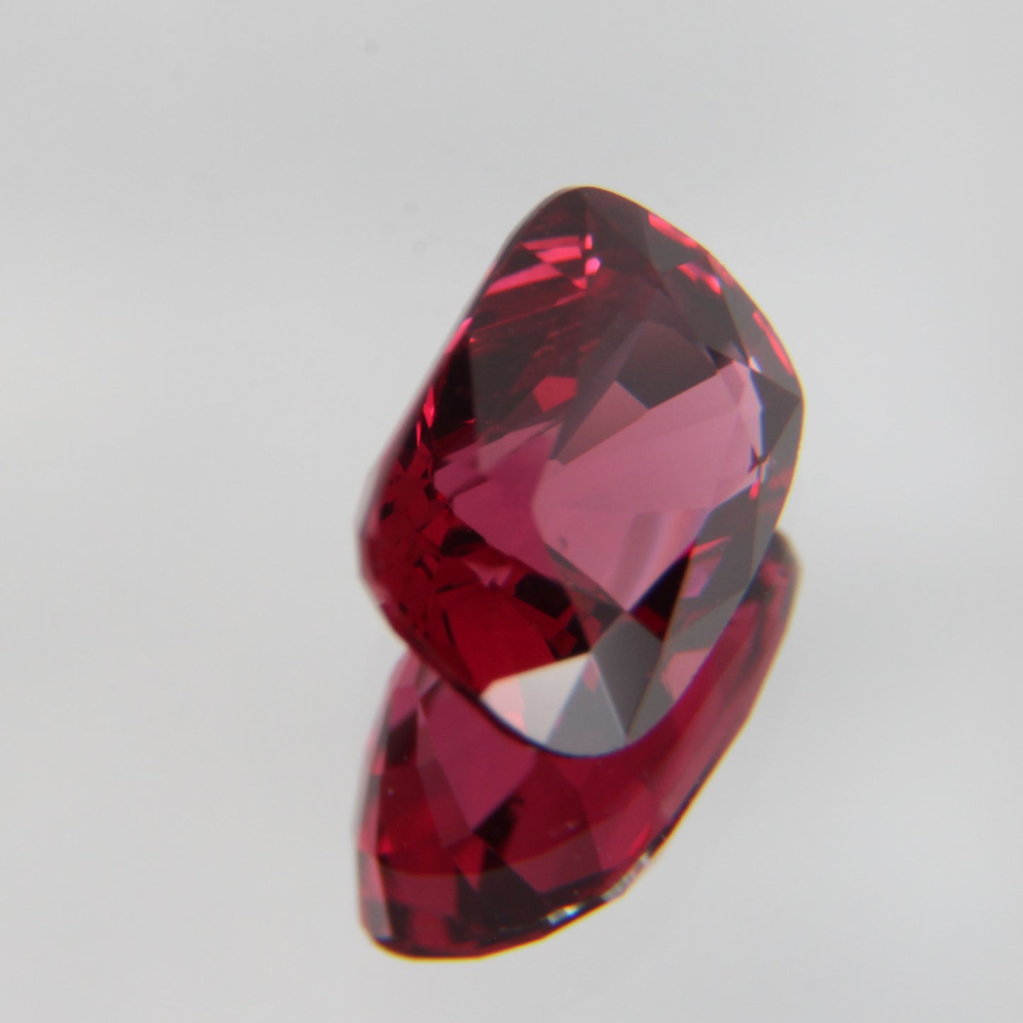 roter Spinel 1.07 ct