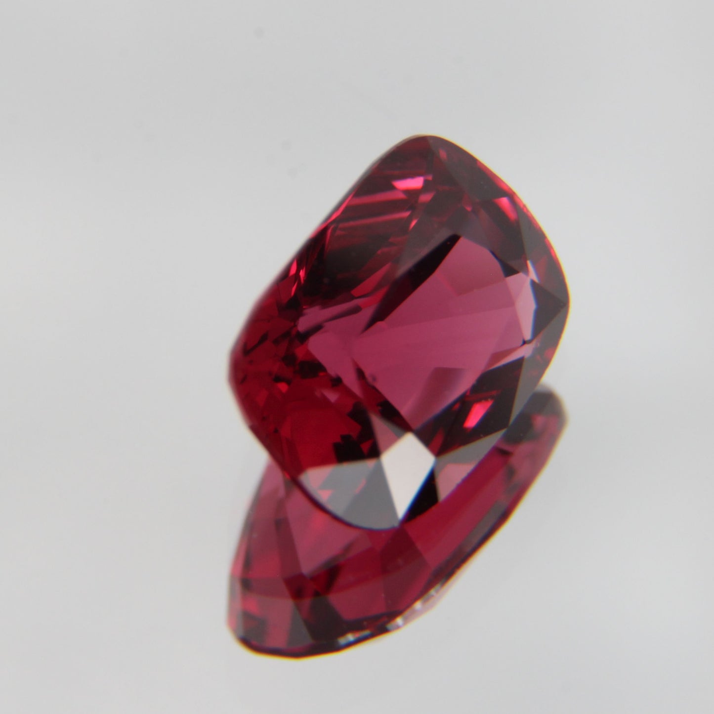 roter Spinel 1.07 ct