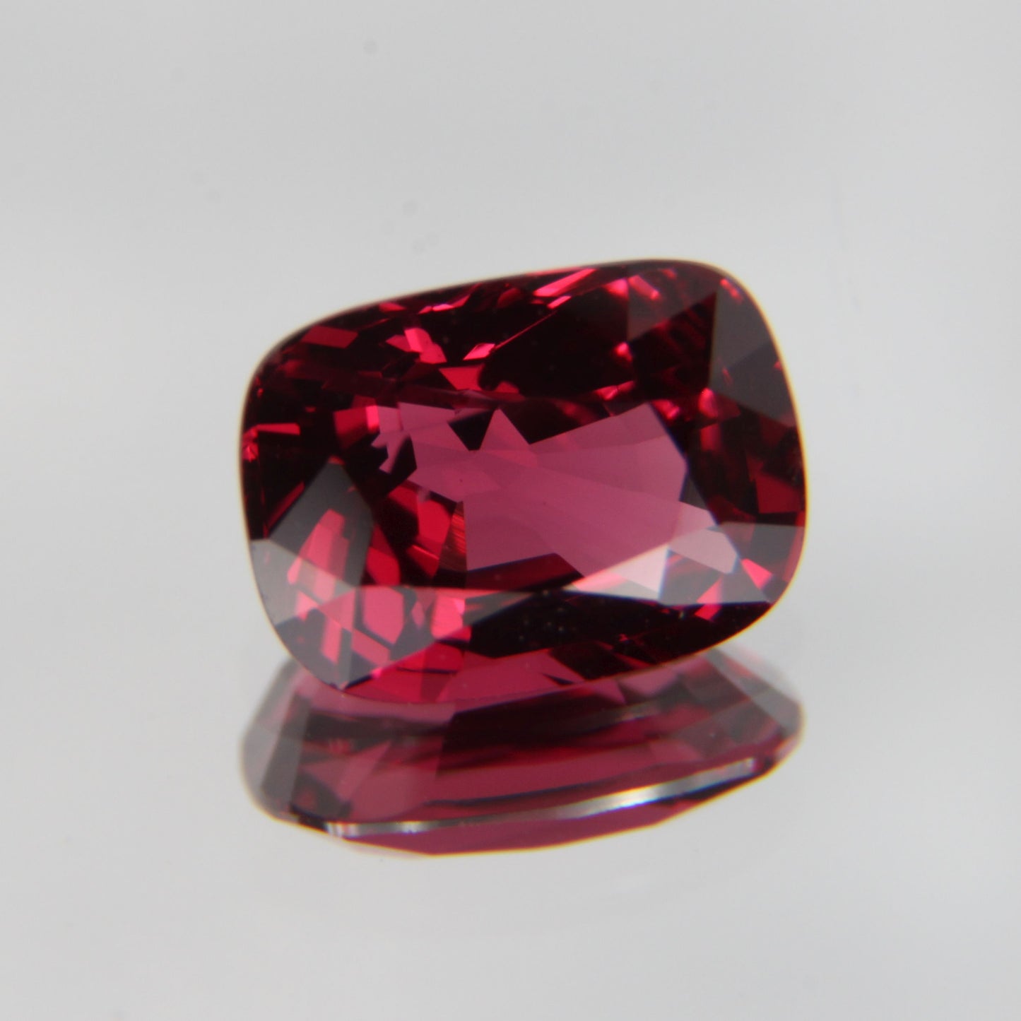 roter Spinel 1.07 ct