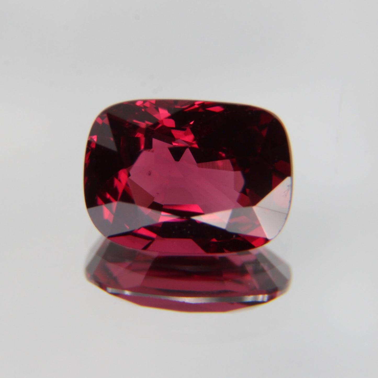 roter Spinel 1.07 ct