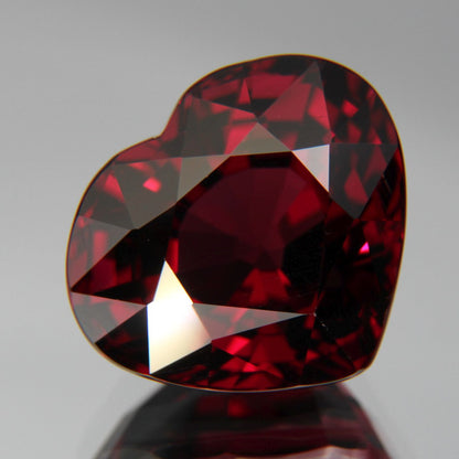 Umbalit Granat 9.01ct