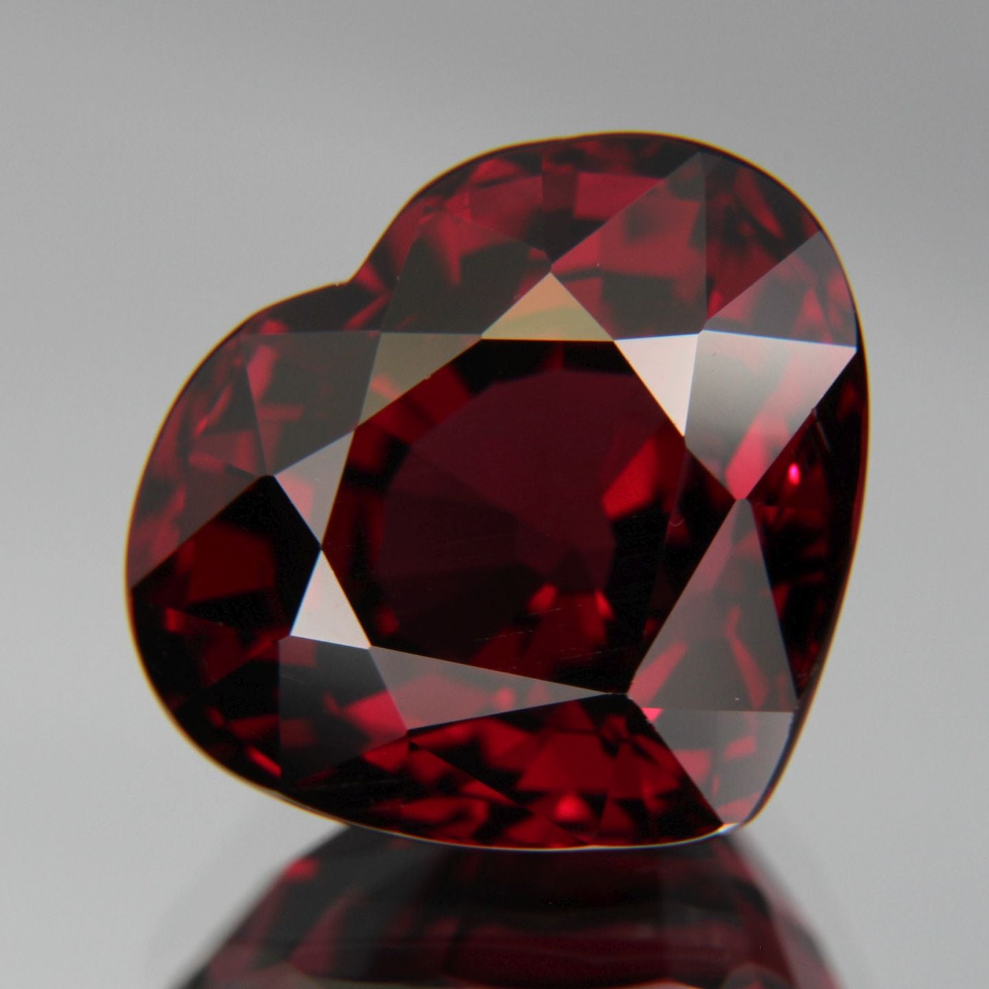 Umbalit Granat 9.01ct