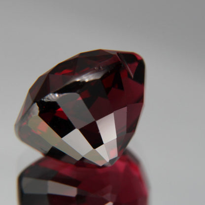 Umbalit Granat 9.01ct