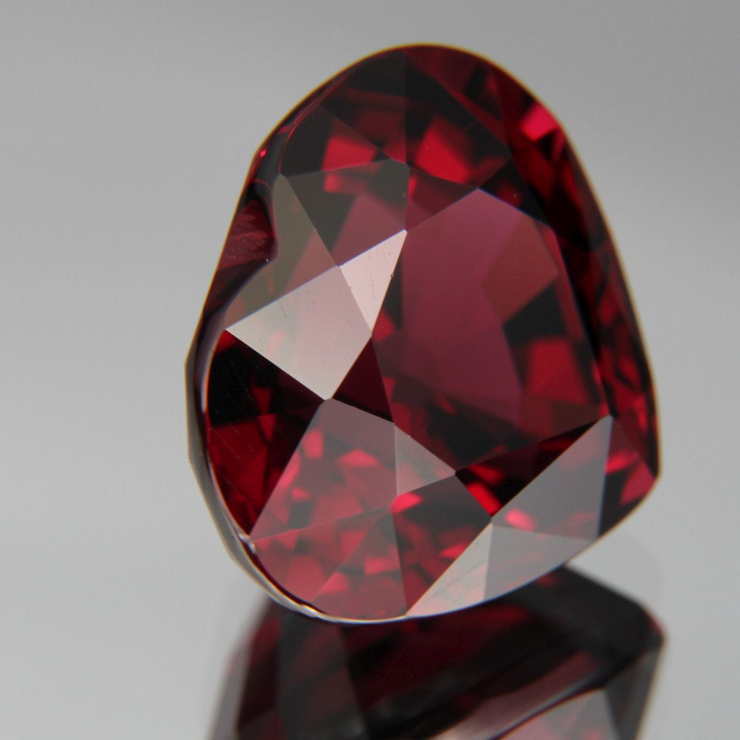 Umbalit Granat 9.01ct