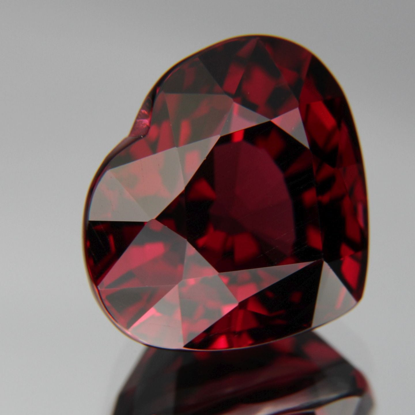 Umbalit Granat 9.01ct