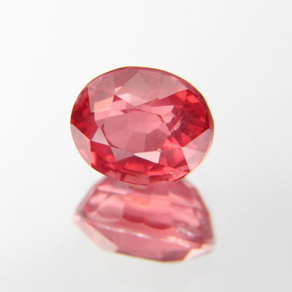 rötlich-Oranger Spinell 1.12 ct