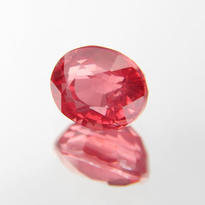rötlich-Oranger Spinell 1.12 ct