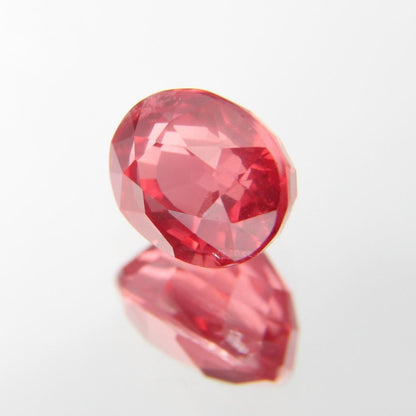 rötlich-Oranger Spinell 1.12 ct