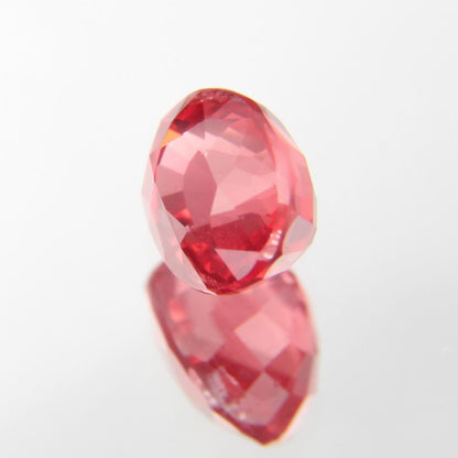 rötlich-Oranger Spinell 1.12 ct
