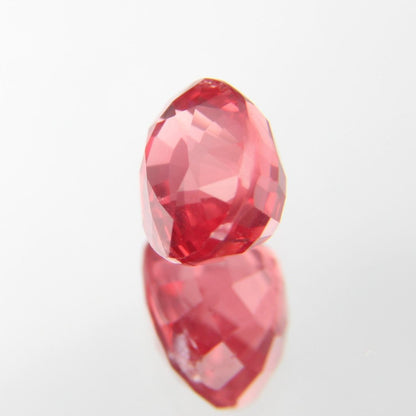 rötlich-Oranger Spinell 1.12 ct