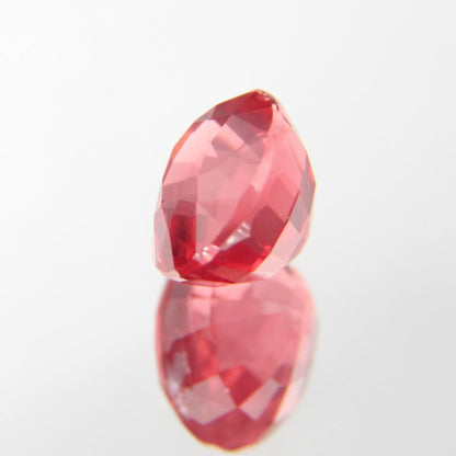 rötlich-Oranger Spinell 1.12 ct