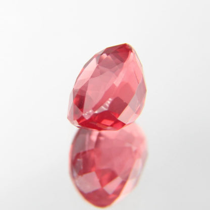 rötlich-Oranger Spinell 1.12 ct