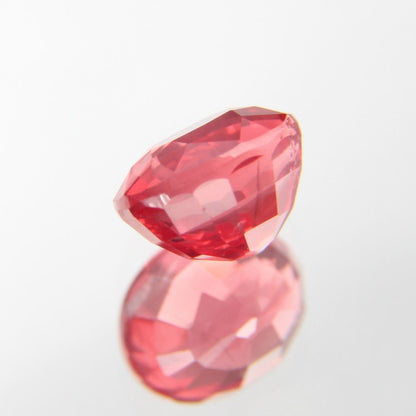 rötlich-Oranger Spinell 1.12 ct